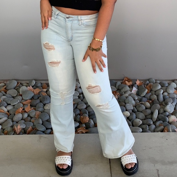 High rise flare jeans - Picture 2 of 3